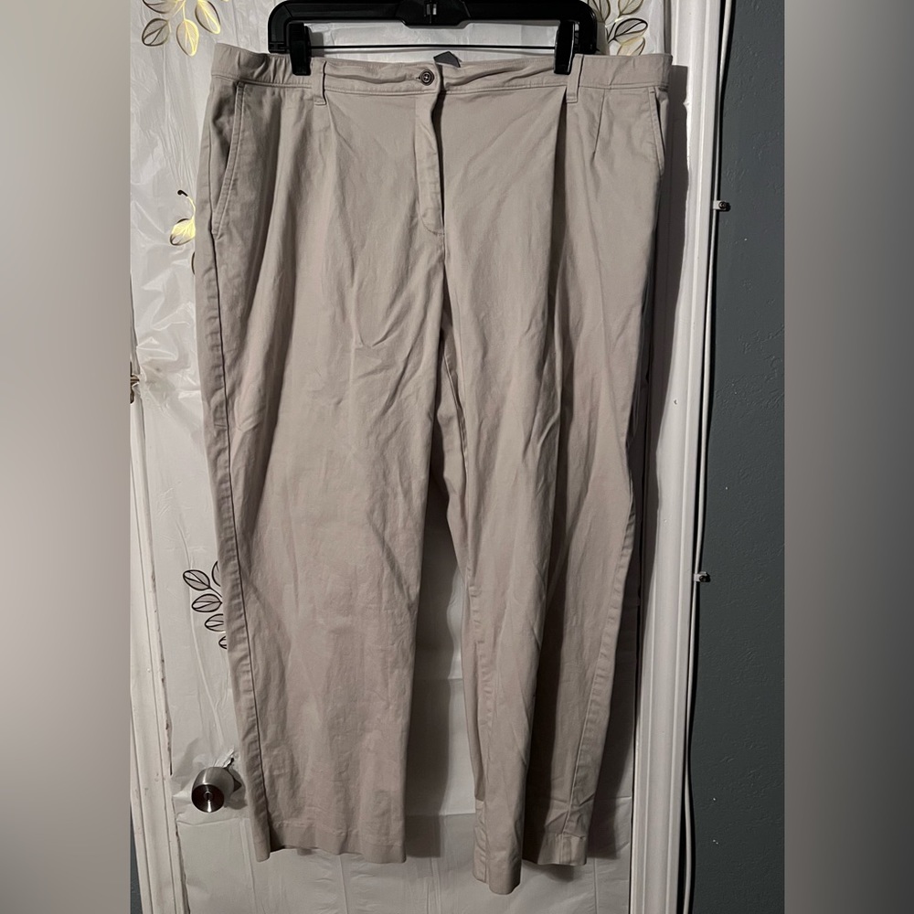 Liz Claiborne Kylie Khaki Pants Petite